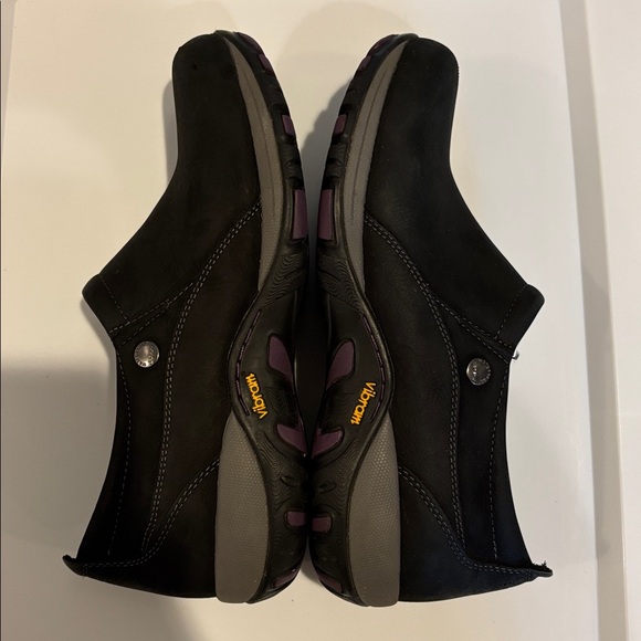 Dansko XP 2.0 Black Leather Clogs Womens SZ 39 Vibram Non Slip Nurse Work Shoes - Picture 6 of 8